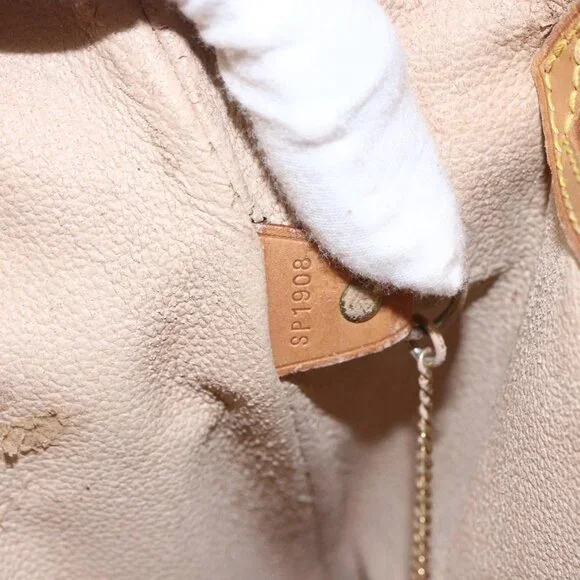 Authentic LOUIS VUITTON Monogram Bucket GM Shoulder Bag M42236 LV - Picture 4 of 16